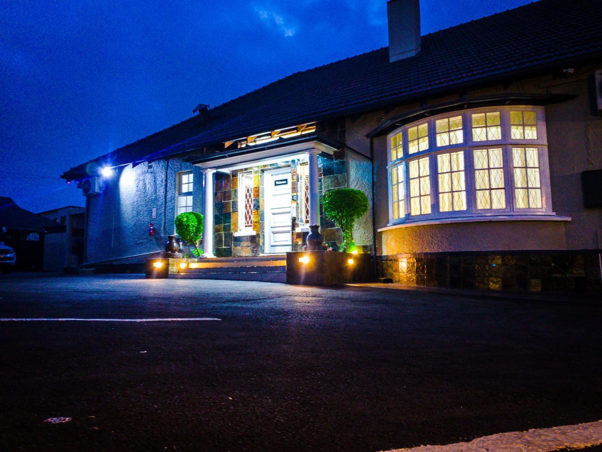 New England Guest House By Ilawu ปีเตอร์มาริตซ์เบิร์ก ภายนอก รูปภาพ